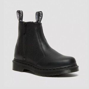 2976 Chelsea Leather Doc Martens, EXC Condition, Soft Black Leather, SZ 9